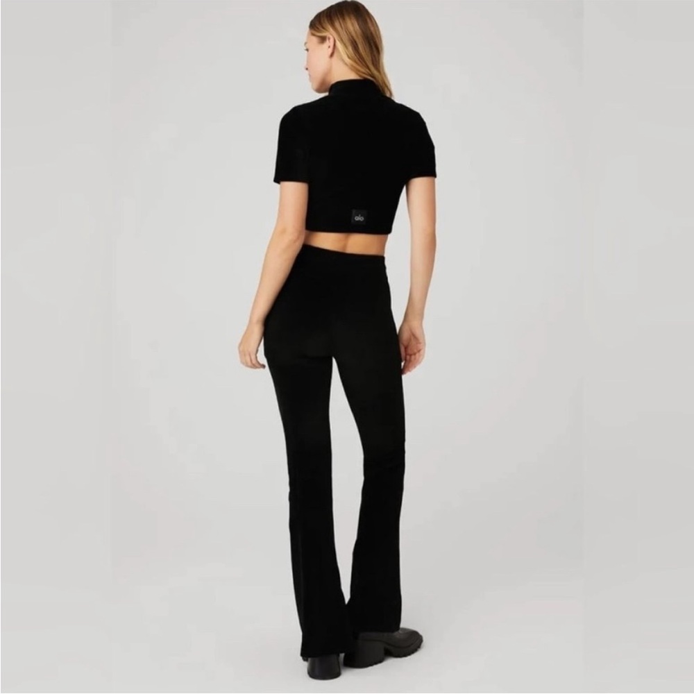 Set! ALO OUTFIT Micro Corduroy Flare Pant XS matching Crop Top XXS Black - Picture 2 of 8